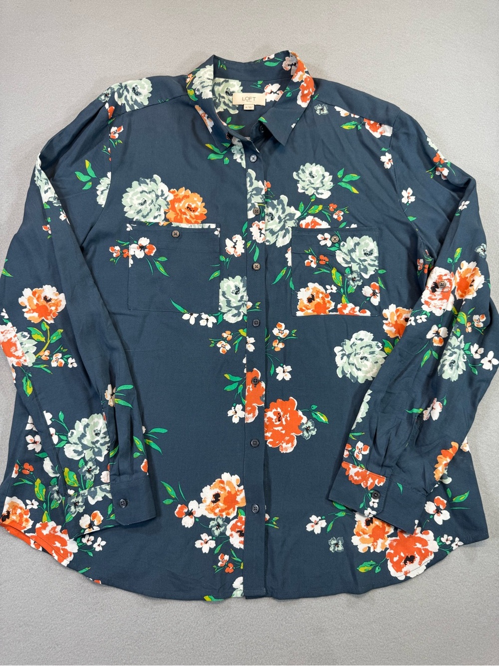 LOFT Outlet Smoky Blue Floral Button-Up Shirt for Women XL